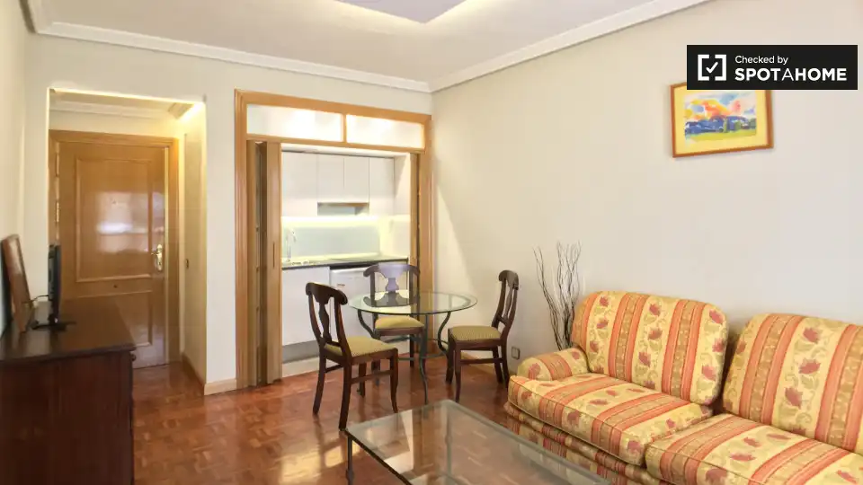 Flat with terrace to rent in Centro, imagen 3
