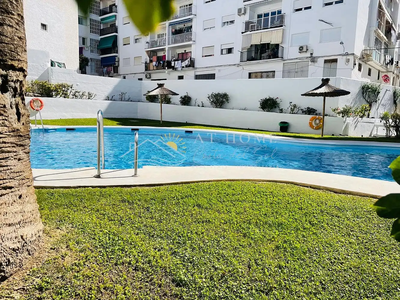 Piscina de Apartament en venda en Nerja amb Terrassa, Piscina i Forn