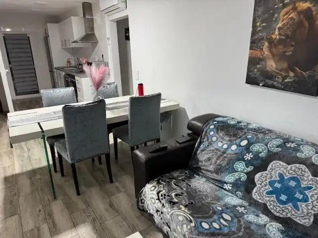 Comedor de Piso en venta en Esparreguera con Calefacción y Balcón