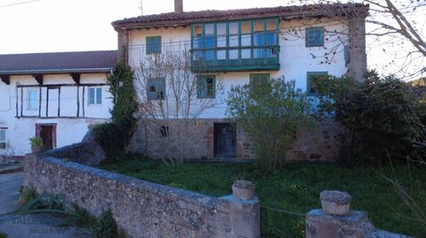 Foto 2 de Casa o chalet en venta en Campoo de Yuso, Cantabria