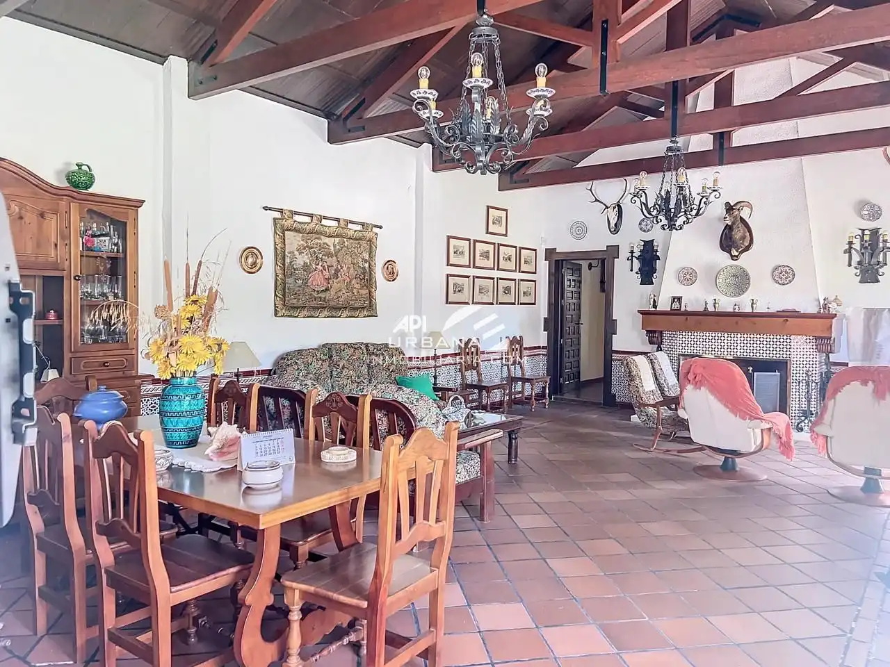 Comedor de Casa o chalet en venta en Lucena con Jardín privado, Trastero y Piscina