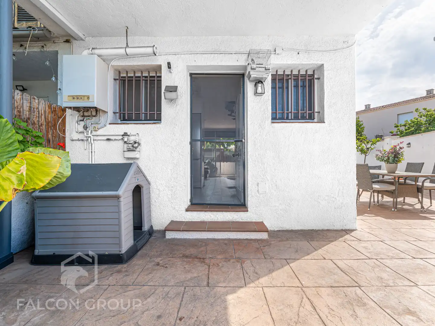 Exterior view of Houses for sale in El Vendrell  with Air Conditioner, Private garden and Terrace