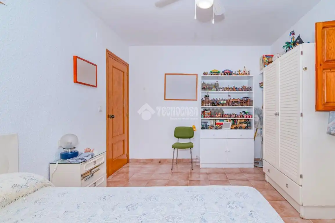 Bedroom of Houses for sale in Loja  with Air Conditioner, Terrace and Balcony