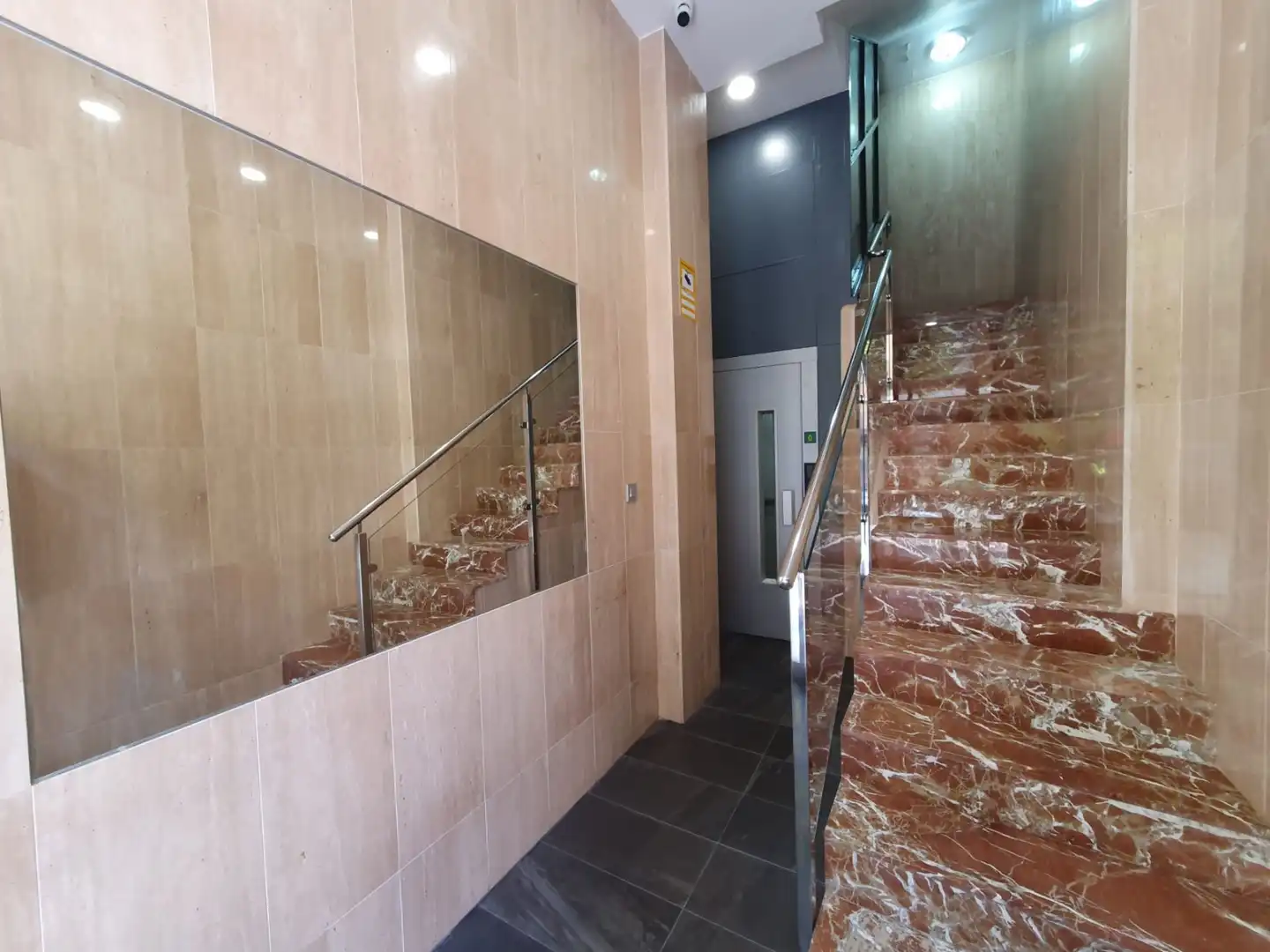 Piso con ascensor en venta en Genaro Oraá, imagen 19