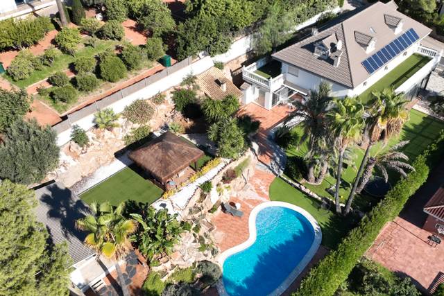 Casa-chalet en Alquiler en Alfinach - Los Monasterios