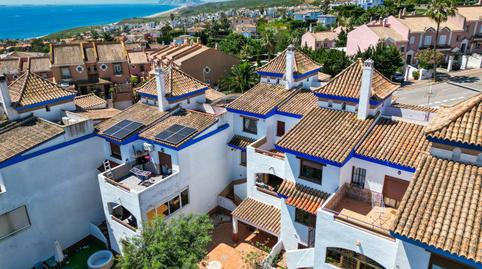 Photo 4 of Single-family semi-detached for sale in La Alcaidesa, Cádiz