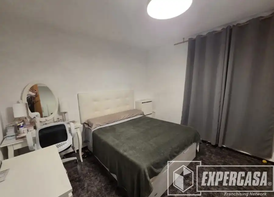 Bedroom of Flat for sale in Alfafar  with Air Conditioner