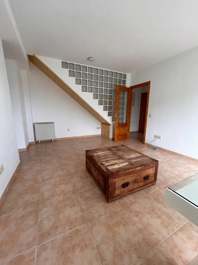 Sala de estar de Dúplex en venta en Pezuela de las Torres con Calefacción y Horno