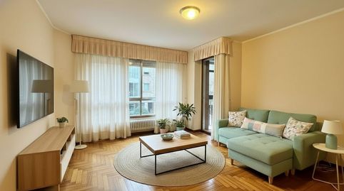 Photo 2 of Flat for sale in Calle del Alcalde Vázquez Varela, 6, Plaza España - Corte Inglés, Vigo