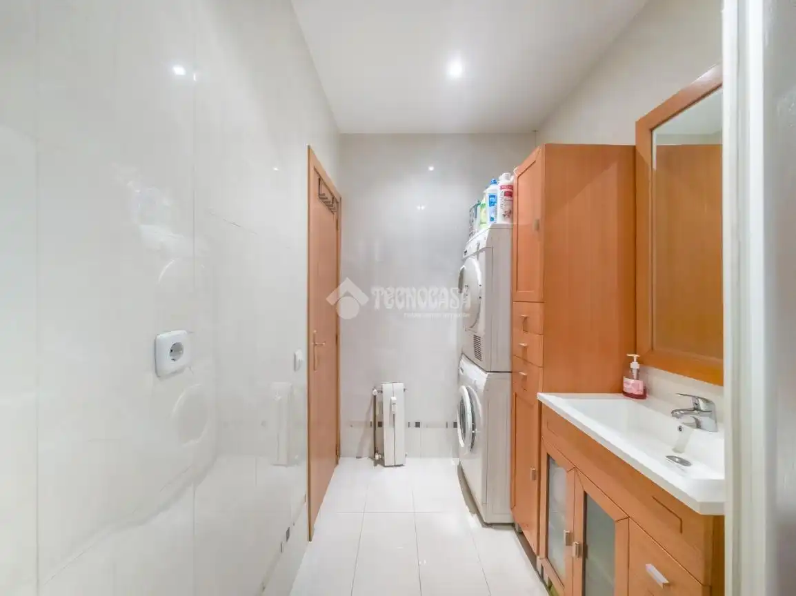Baño de Piso de alquiler en Madrid