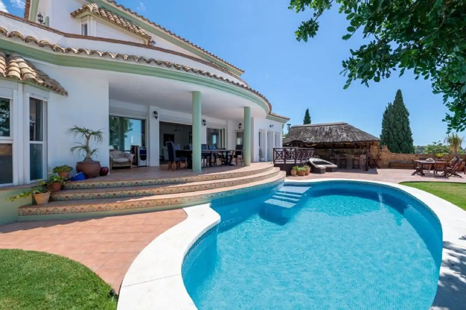 Casa amb piscina en venda a Istán, imagen 2
