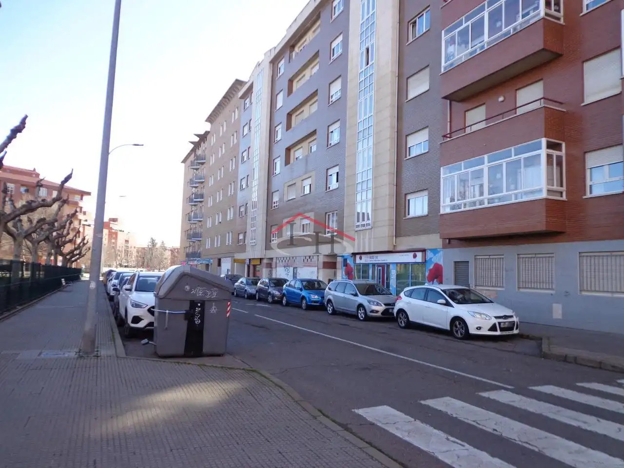 Local comercial en venda a CONDE DE BARCELONA