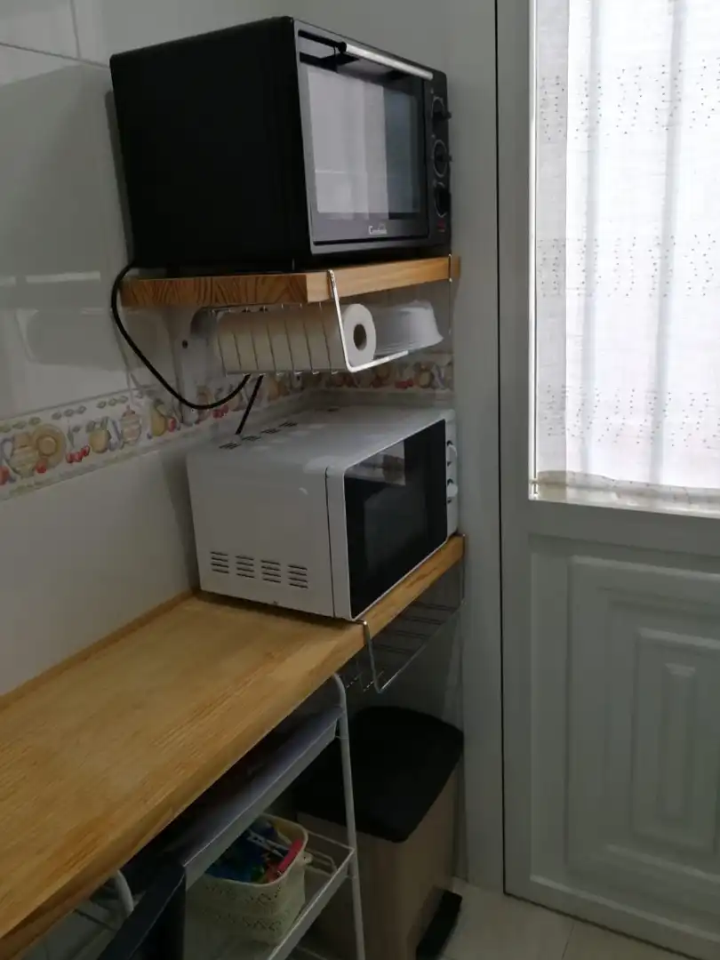 Kitchen of Flat for rent in Ferrol  with Furnished, Oven and Microwave