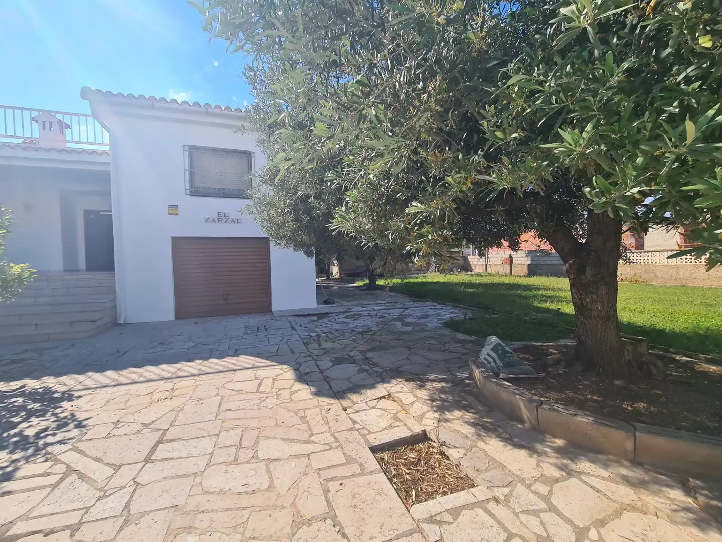 Vista exterior de Casa o xalet en venda en Vinaròs amb Calefacció, Jardí privat i Terrassa