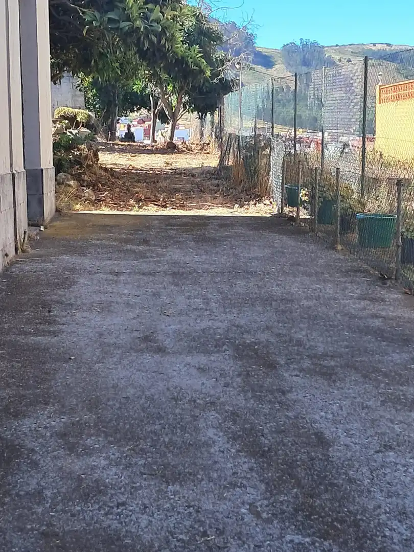 Aparcament de Casa o xalet en venda en San Cristóbal de la Laguna amb Jardí privat