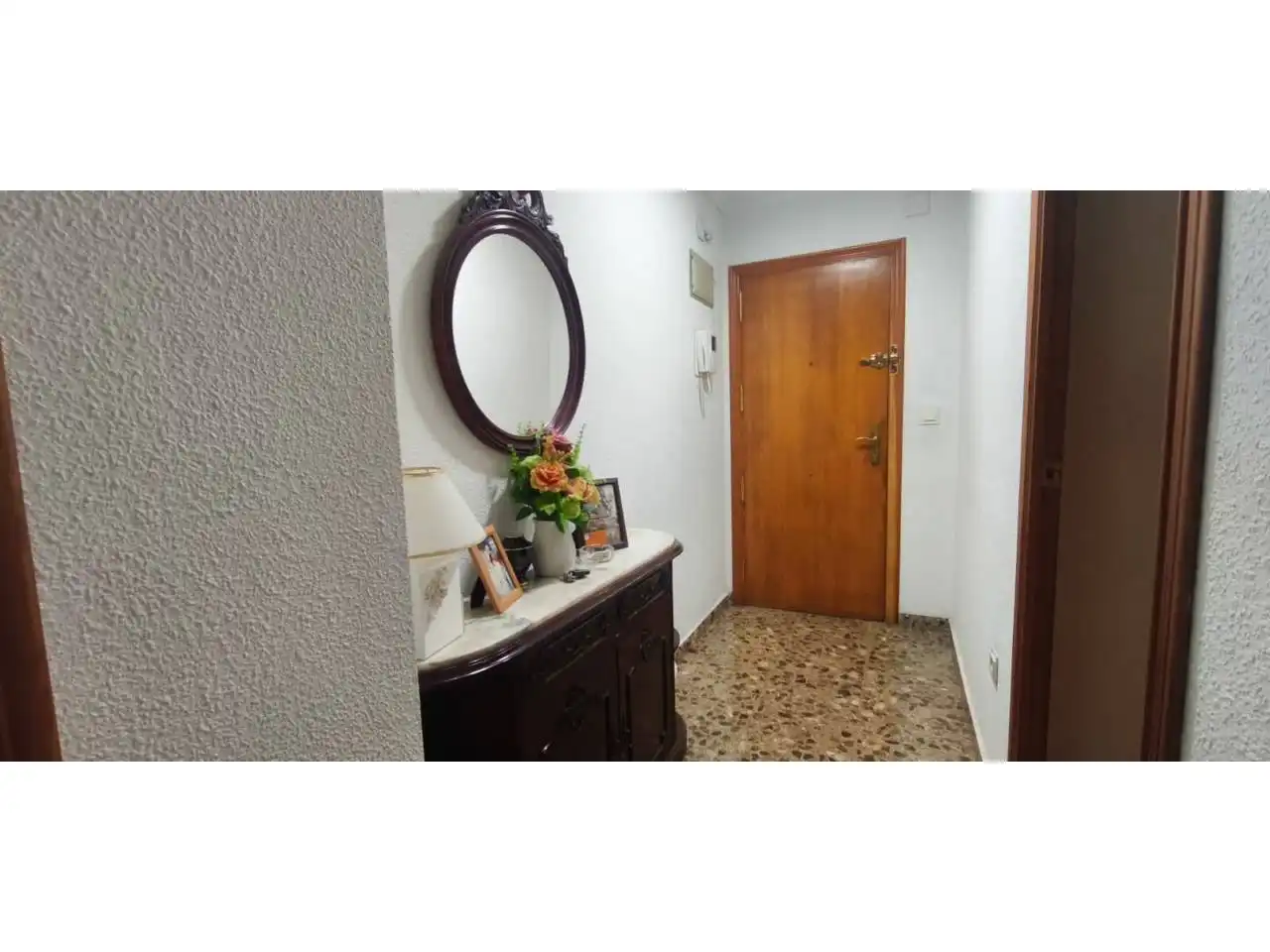 Piso en venta en Alicante / Alacant con Calefacción y Balcón