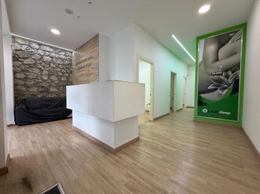 Local comercial de lloguer a Puerto Chico