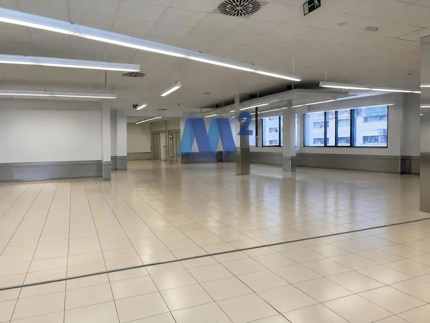 Local comercial de lloguer a DE EUROPA
