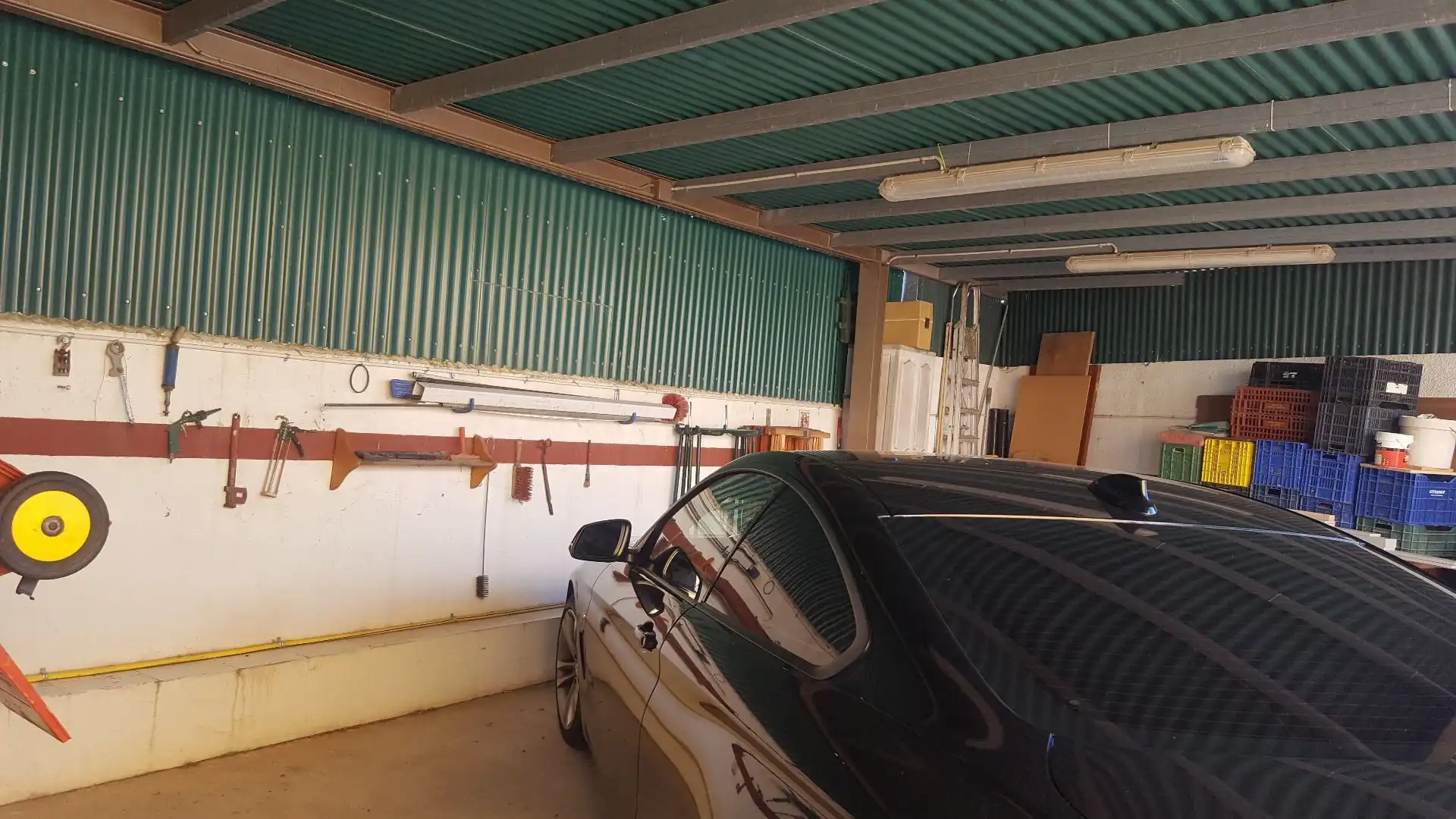 Aparcament de Casa o xalet en venda en Tortosa amb Aire condicionat, Jardí privat i Traster