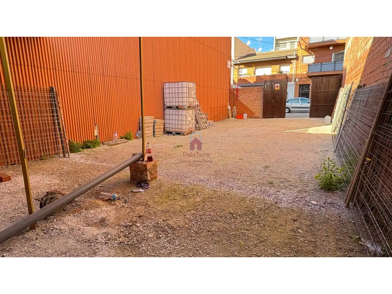 Außenansicht von Residential zum Verkauf in Terrassa