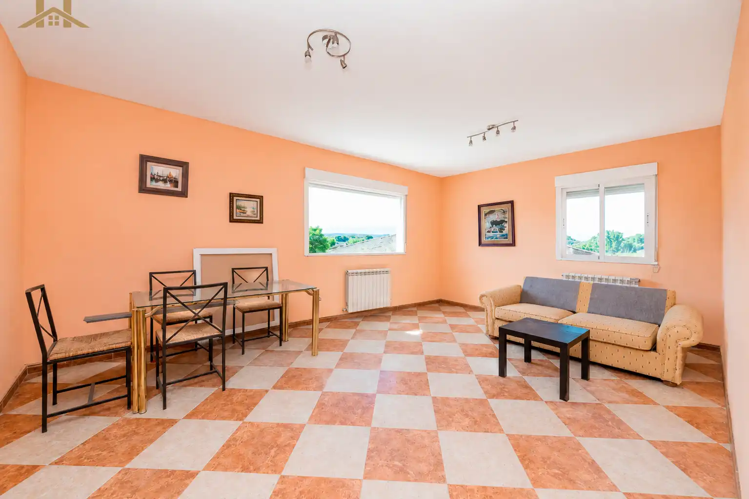 Wohnzimmer von Haus oder Chalet zum Verkauf in Santa Cruz del Retamar mit Klimaanlage, Heizung und Privatgarten