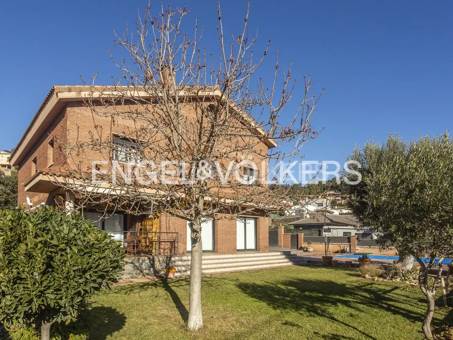 Vista exterior de Casa o xalet en venda en Castellgalí amb Aire condicionat, Calefacció i Jardí privat
