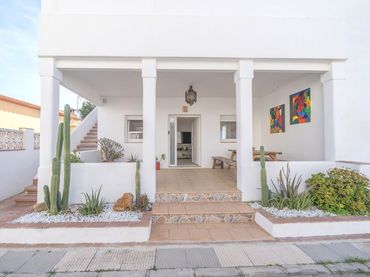 Haus mit Balkon zum Verkauf in Carrer del Codonyer