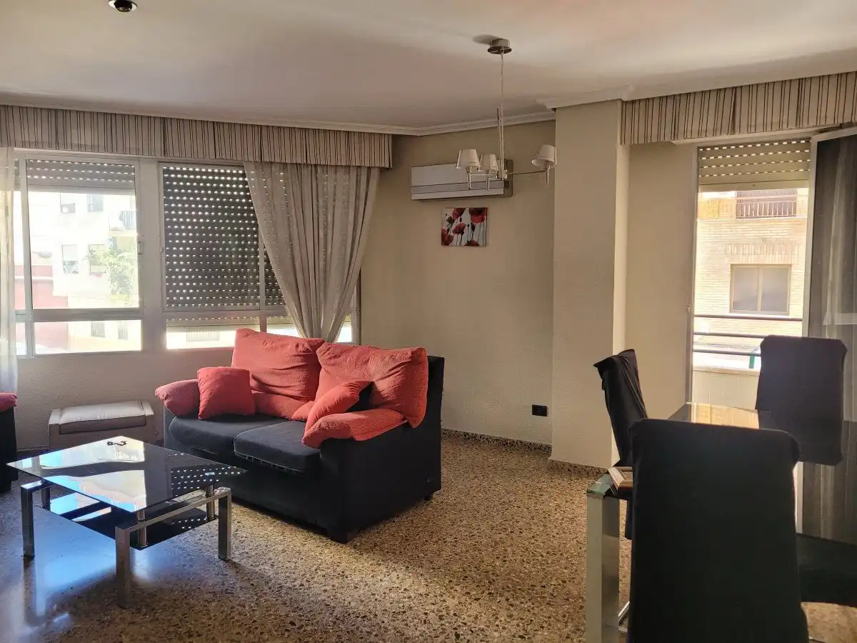 Sala de estar de Piso en venta en Vila-real con Balcón