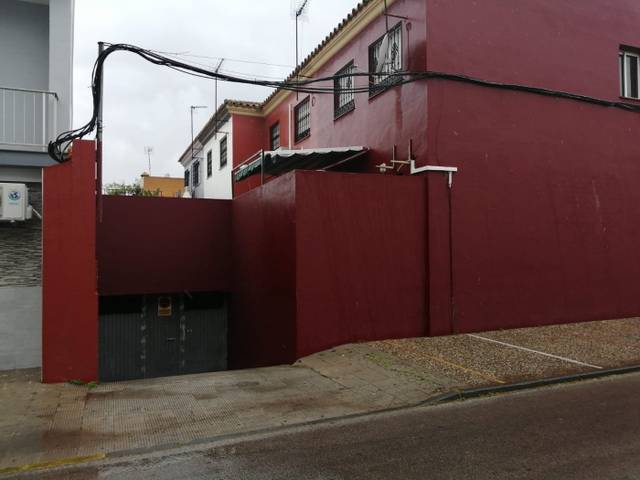 Garaje en Venta en Calle ZORRILLA en Mondejar - Junquillos