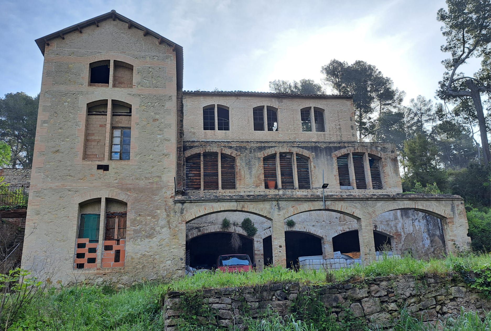 Vista exterior de Casa o chalet en venta en Gelida con Jardín privado