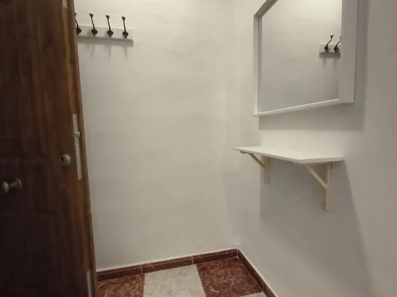 Piso de alquiler en  Granada Capital con Terraza y Balcón