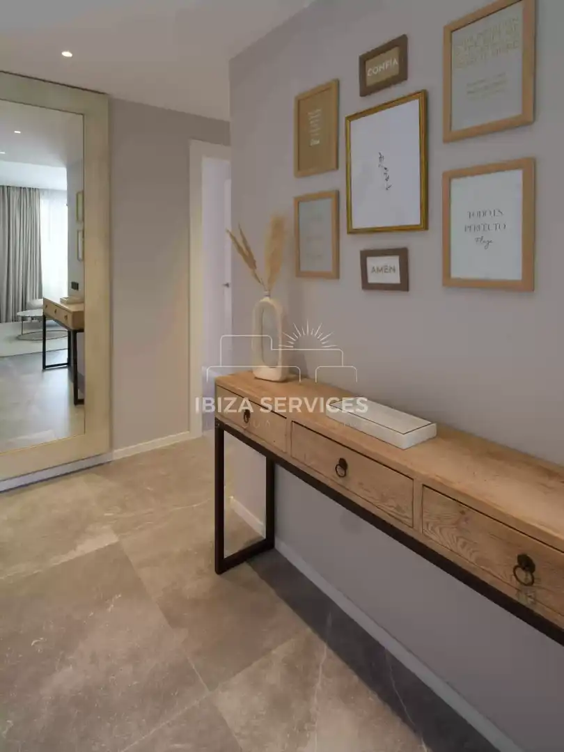 Flat for sale in Santa Eulària des Riu  with Air Conditioner, Private garden and Swimming Pool