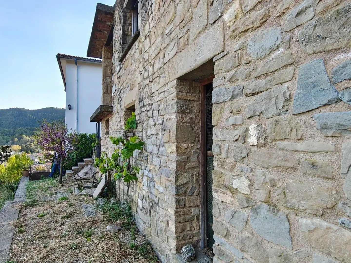 Außenansicht von Haus oder Chalet zum Verkauf in Monistrol de Calders mit Heizung, Privatgarten und Terrasse