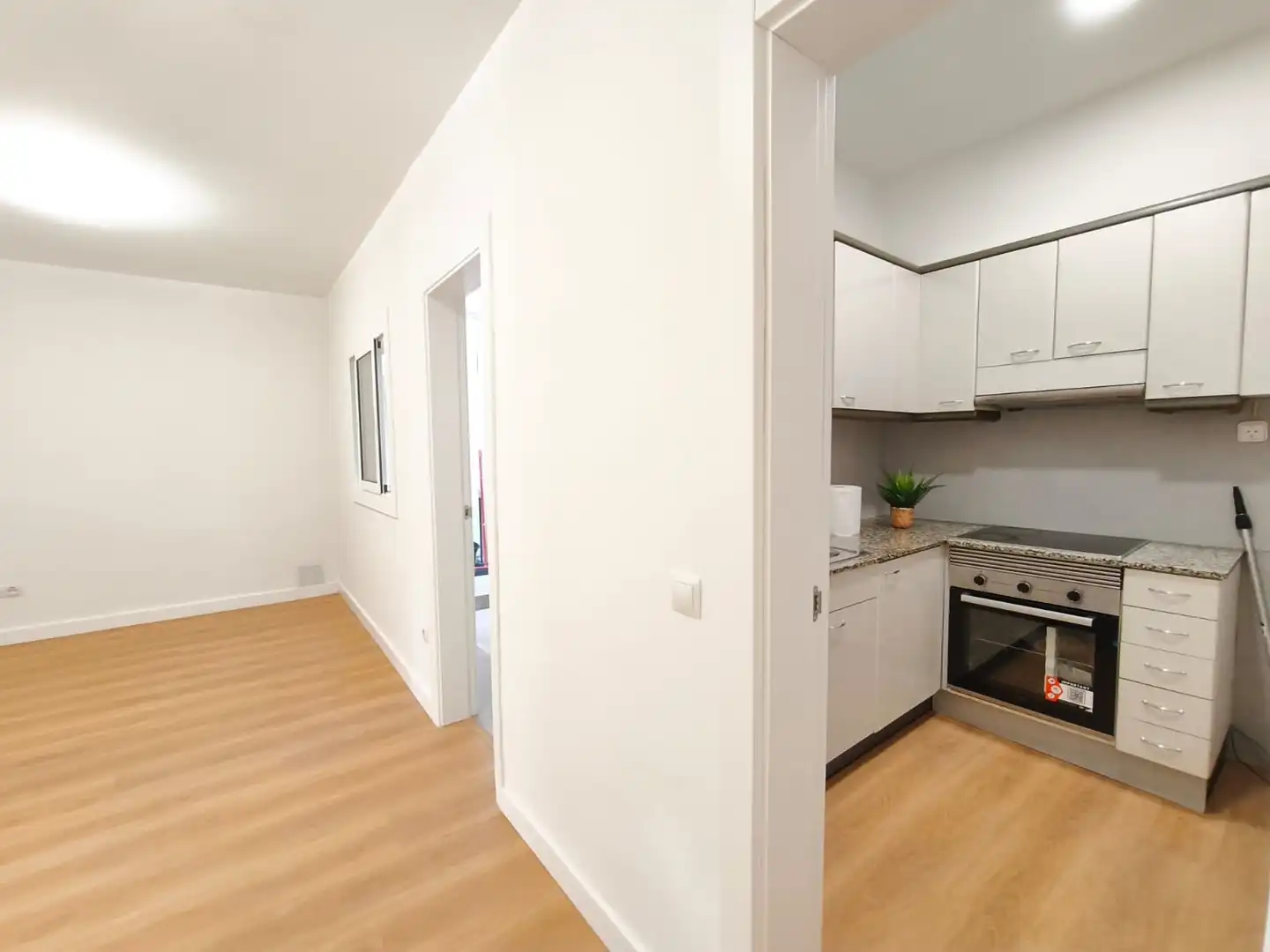 Cocina de Piso en venta en Barcelona con Parquet, Terraza y Trastero