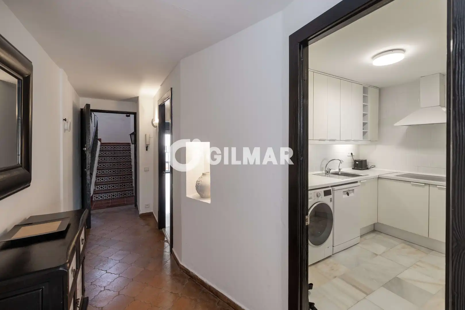 Flat with terrace for sale in Nueva Andalucía, imagen 18