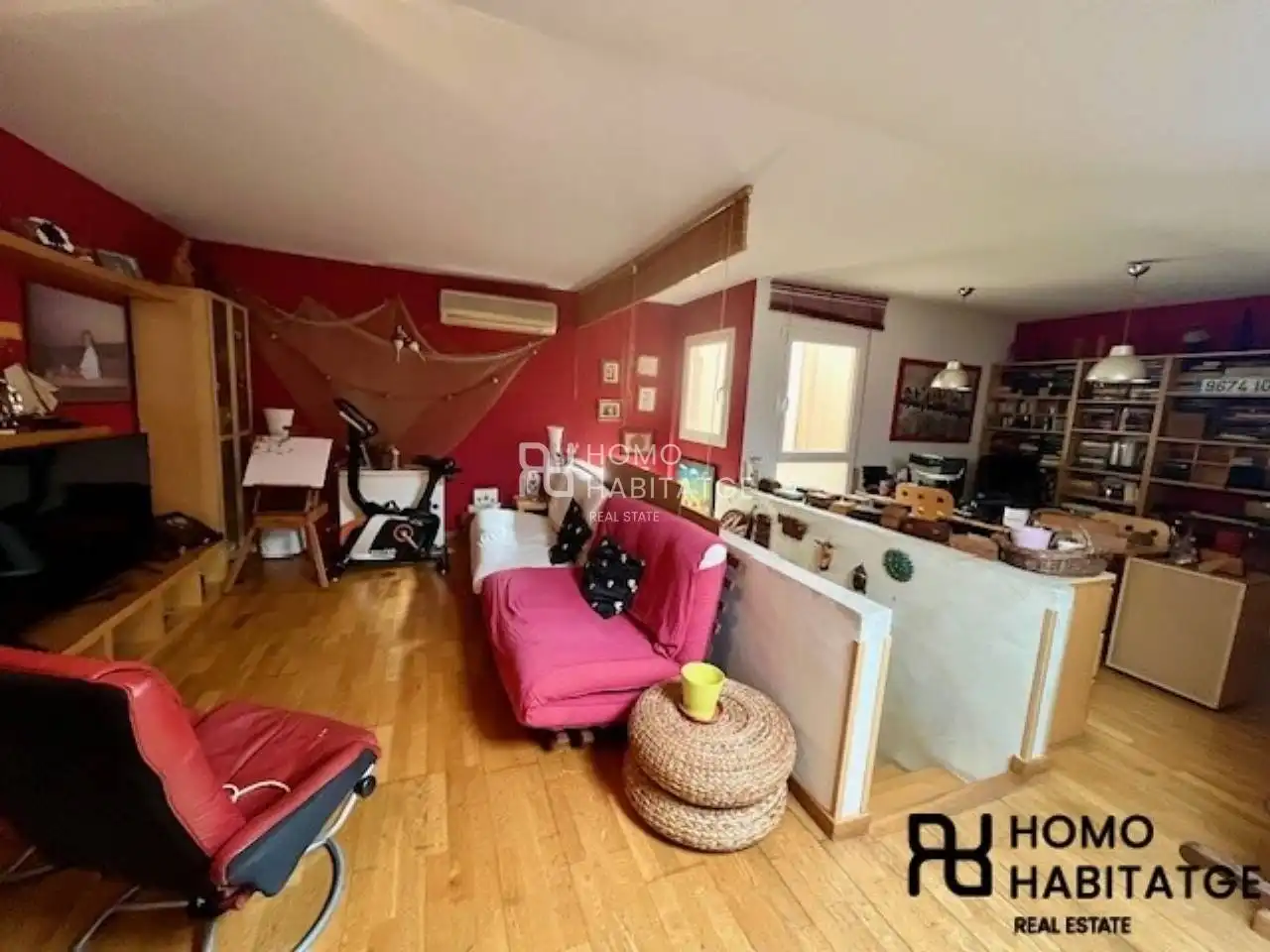 Duplex with lift for sale in Calle GURREA, imagen 2