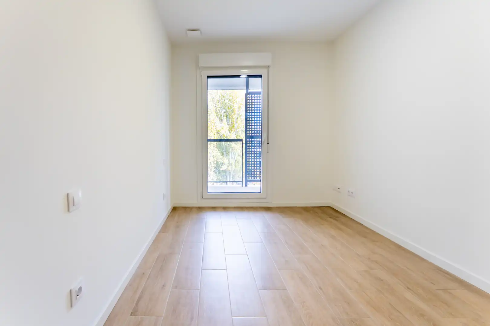 Flat for rent in Calle de Juan Ignacio Luca de Tena, 28, Salvador
