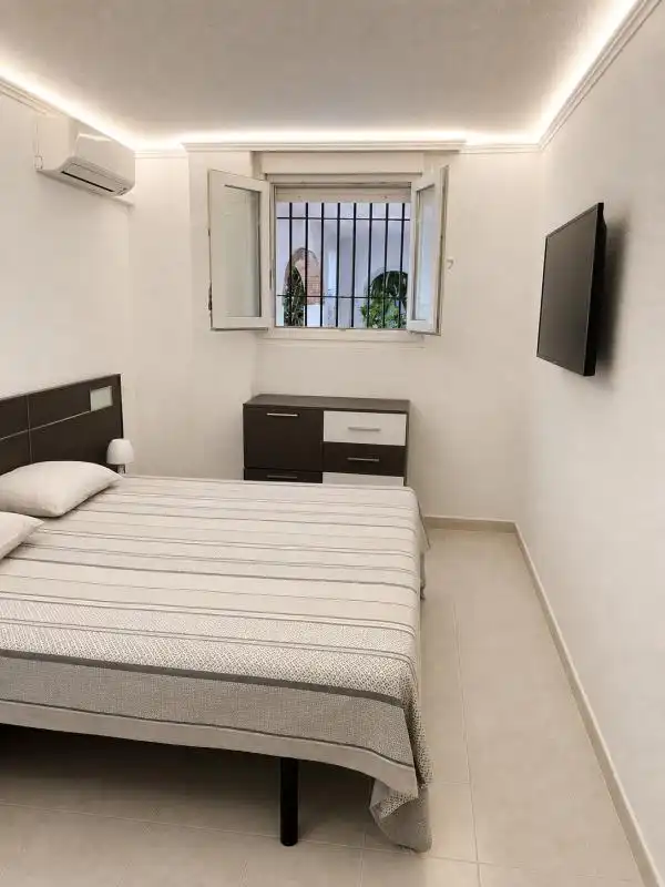 Schlafzimmer von Erdgeschoss zum Verkauf in Mijas mit Heizung, Privatgarten und Terrasse
