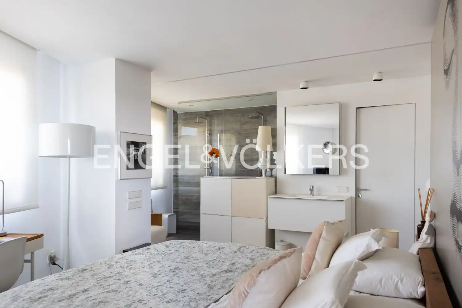 Habitación de Dúplex en venta en Campanar