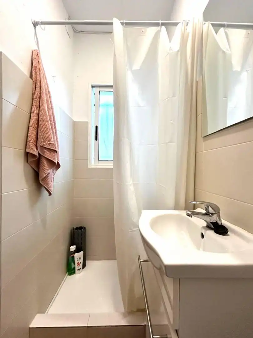 Baño de Planta baja de alquiler en Puçol con Aire acondicionado, Calefacción y Jardín privado