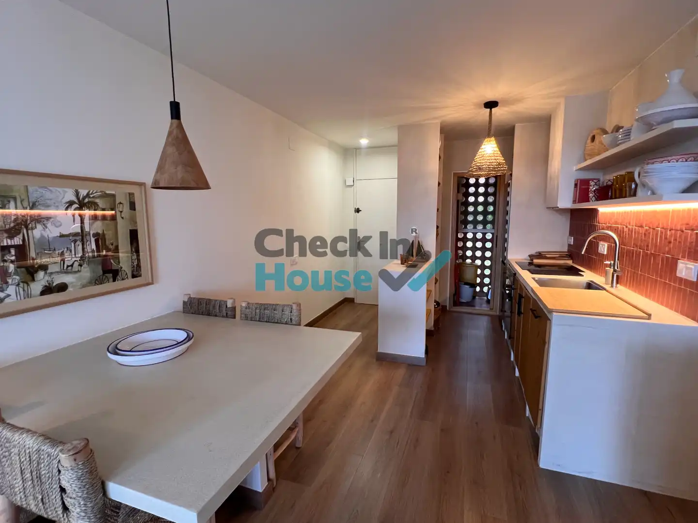 Cuina de Apartament de lloguer en Sant Feliu de Guíxols amb Moblat, Forn i Rentadora