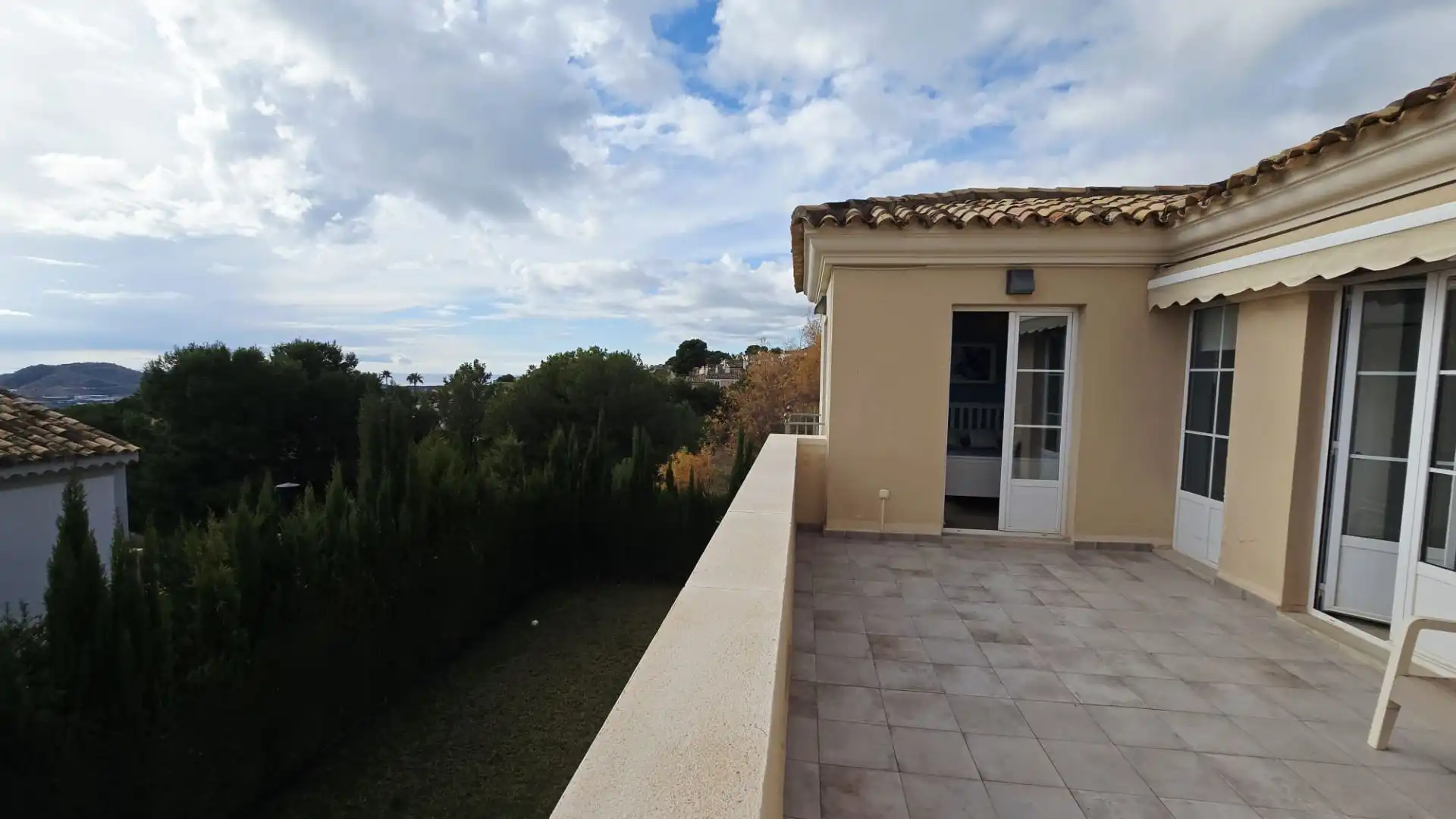 Terrassa de Casa o xalet en venda en Finestrat amb Aire condicionat, Jardí privat i Traster
