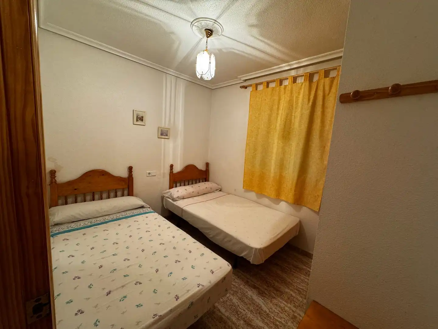 Schlafzimmer von Dachboden zum Verkauf in Torrevieja mit Klimaanlage, Terrasse und Möbliert