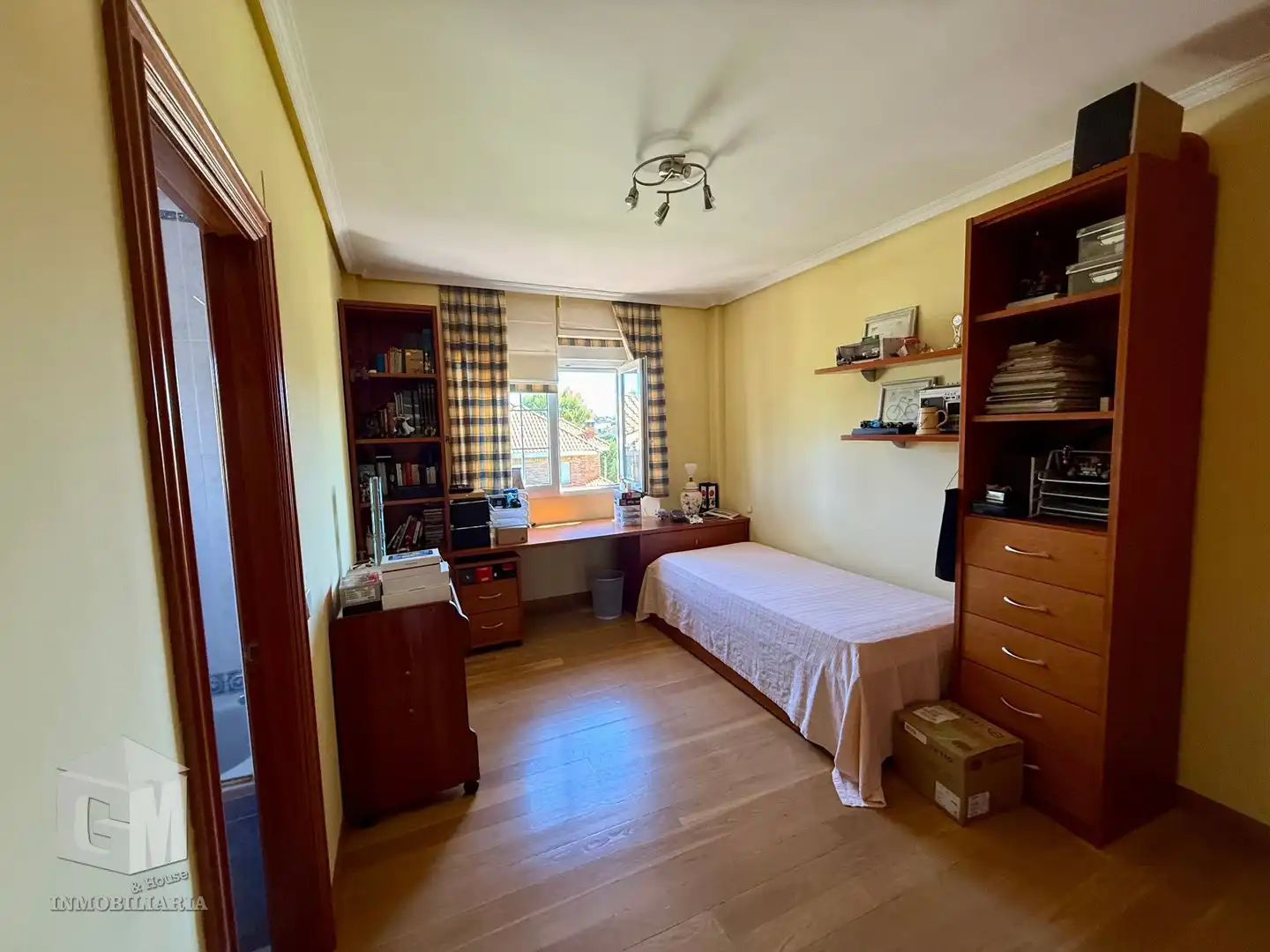 Dormitori de Casa o xalet en venda en Villaviciosa de Odón amb Aire condicionat, Calefacció i Jardí privat