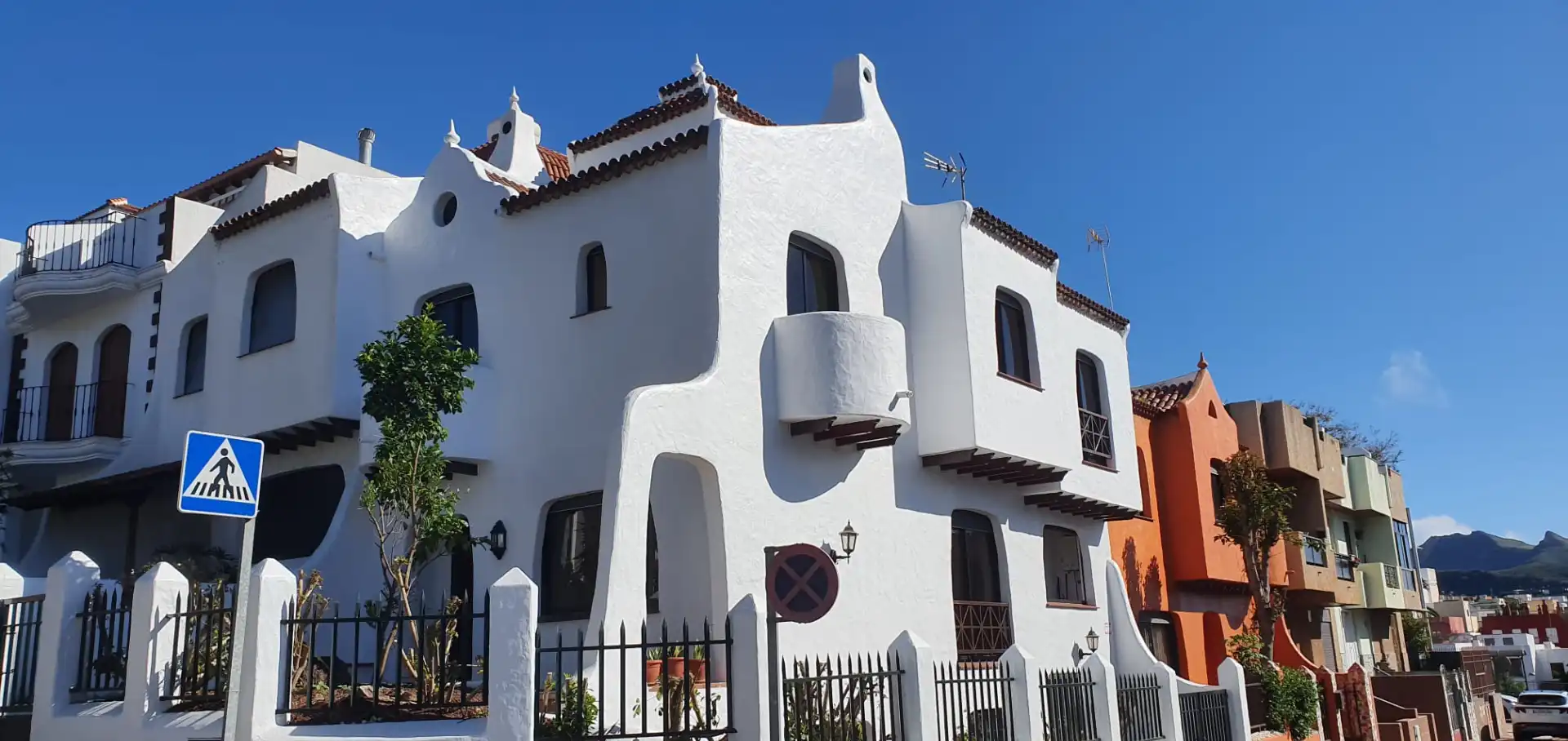 Exterior view of Detached homes for sale in San Cristóbal de la Laguna  with Private garden, Terrace and Storage room