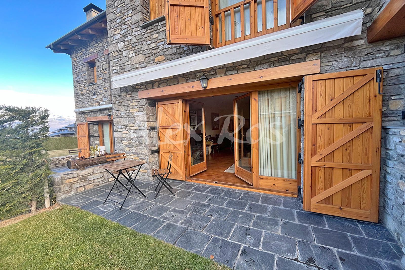 Terrassa de Casa o xalet en venda en Alp