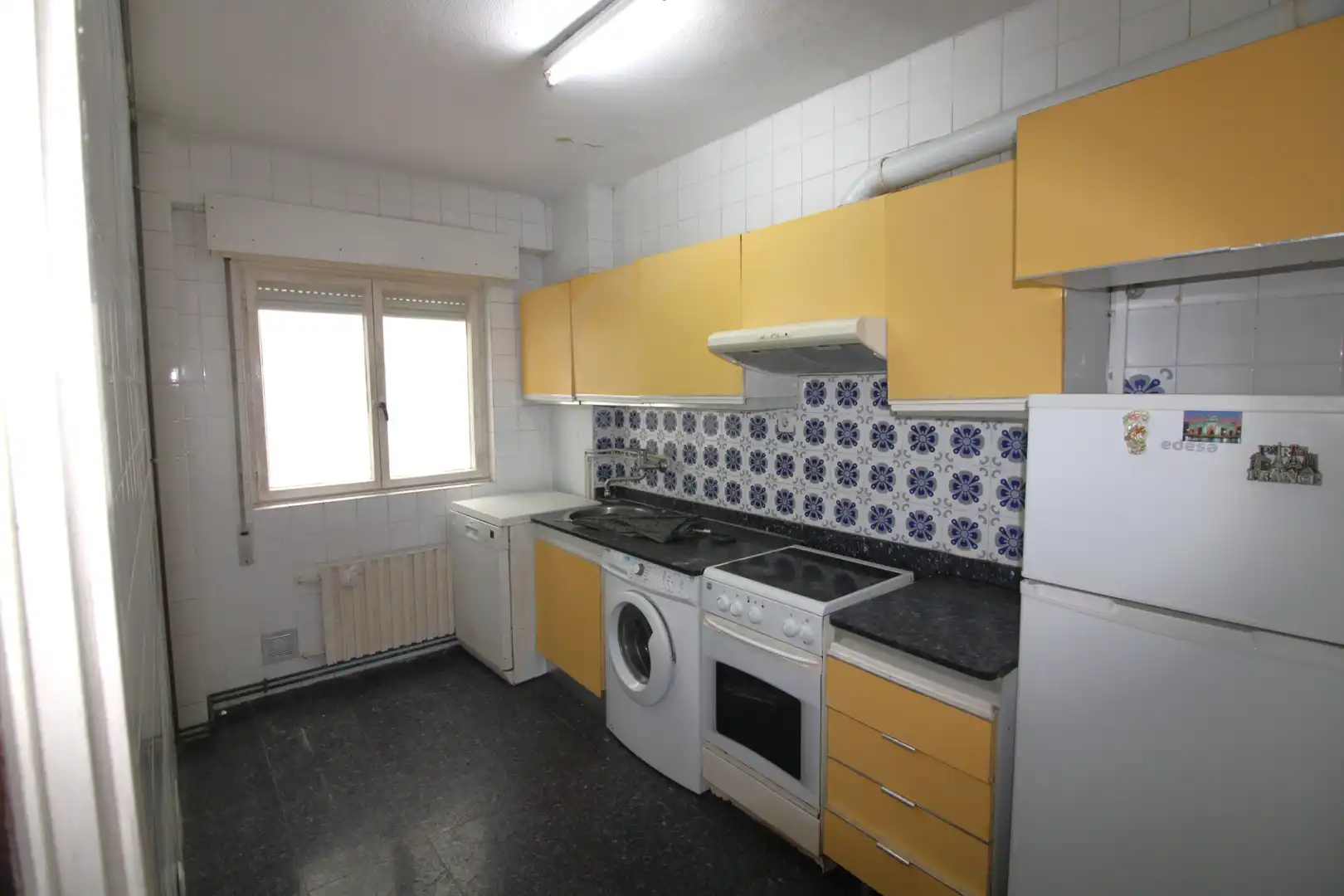 Cocina de Piso en venta en Santander con Calefacción