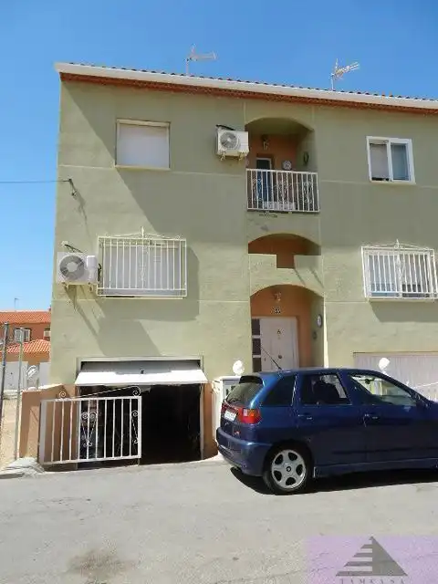 Vista exterior de Casa o chalet en venta en Yepes con Calefacción