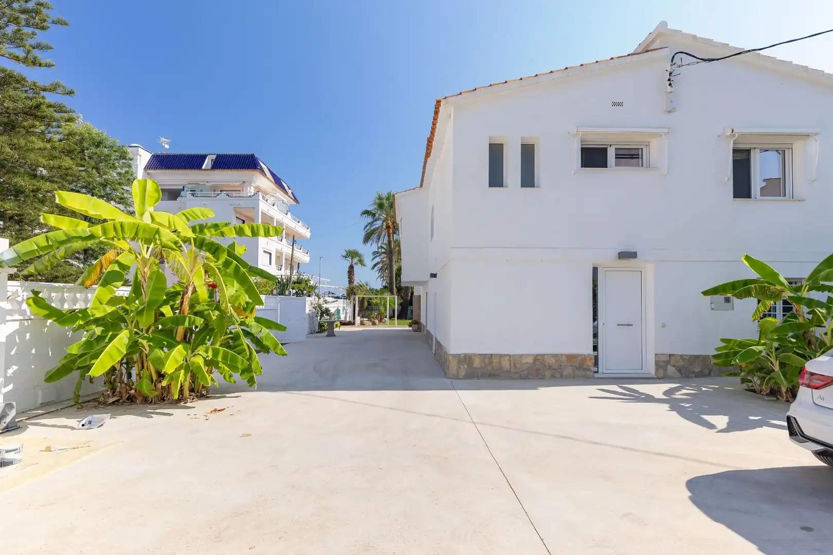 Außenansicht von Haus oder Chalet zum Verkauf in Dénia mit Klimaanlage, Heizung und Privatgarten