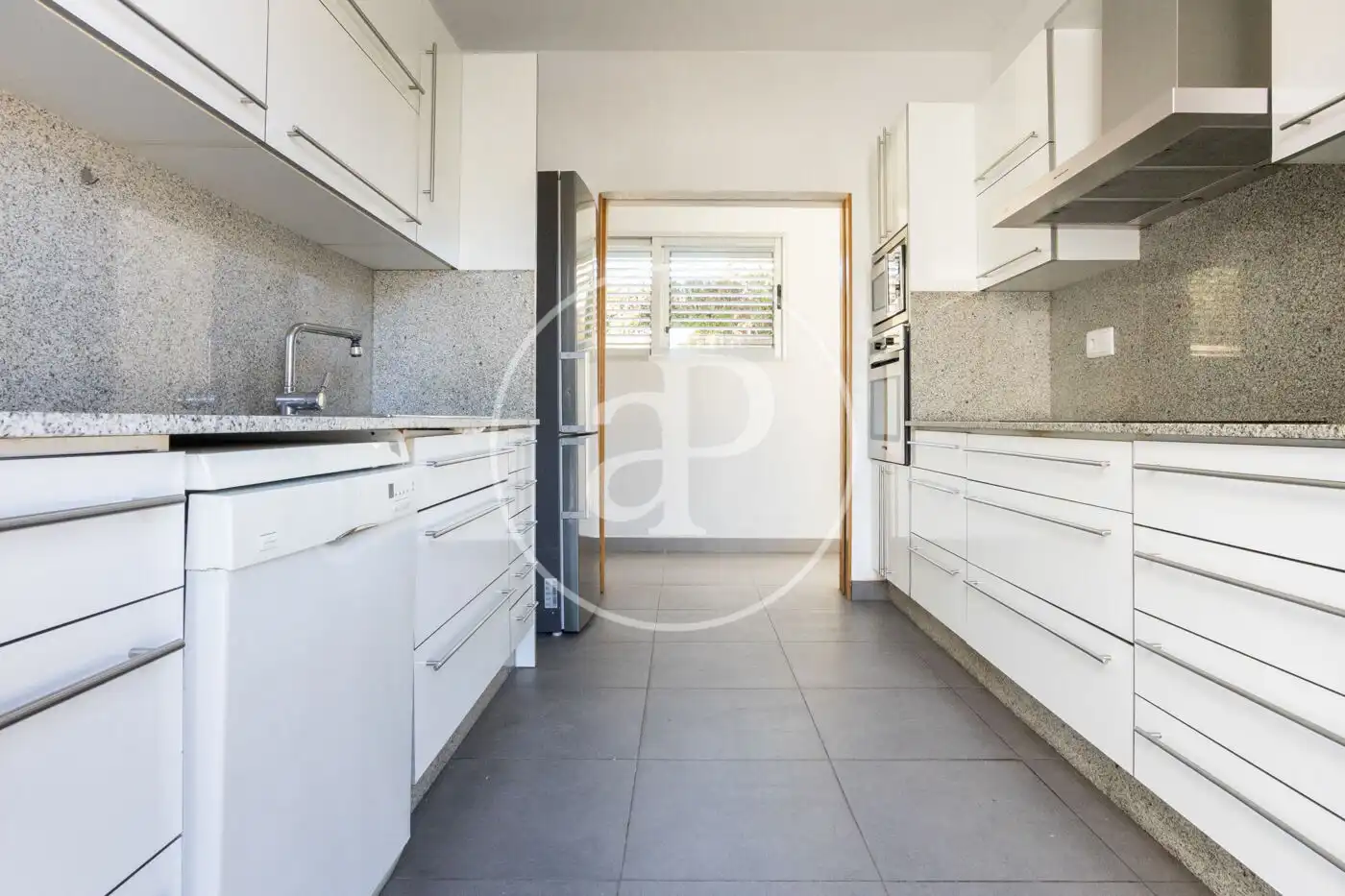 Cocina de Casa o chalet en venta en Moncada con Aire acondicionado, Calefacción y Jardín privado